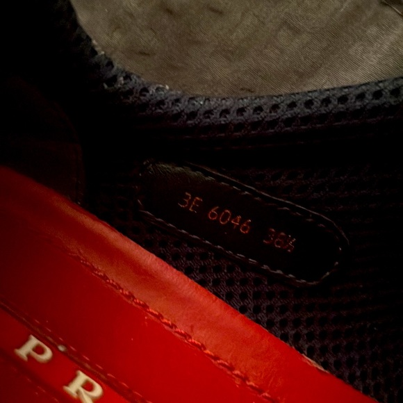 Prada Sneakers, authentic, comes with original bag! No box. - Picture 4 of 6